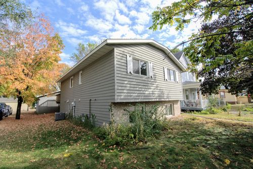 716 18th Ave S, Saint Cloud, MN, 56301-4005 | Card Image