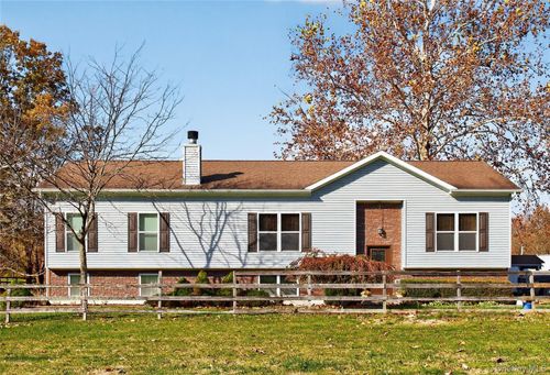 99 Dusinberre Rd, Gardiner, NY, 12525-5306 | Card Image