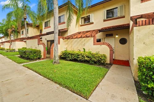 4651-4651 Nw 90th Ave, Sunrise, FL, 33351-5387 | Card Image