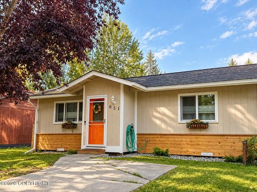 651 W 88th Ave, Anchorage, AK, 99515-1718 | Card Image