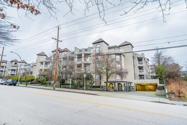 310 - 519 Twelfth Street, Condo with 2 bedrooms, 2 bathrooms and 2 parking in New Westminster BC | Image 36