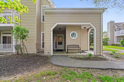 413 Hampton Place Blvd, Troy, NY, 12180-7766 | Card Image