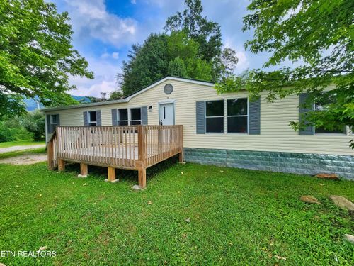 106 Delap Ln, La Follette, TN, 37766-3015 | Card Image