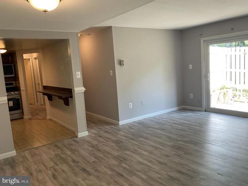 apt-102-4509 Romlon St, BELTSVILLE, MD, 20705-2440 | Card Image