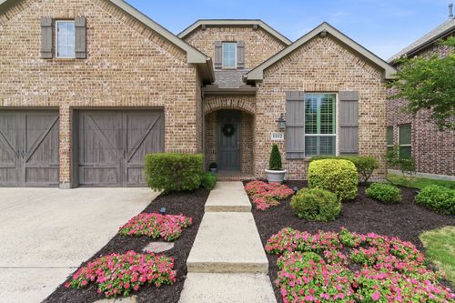 1112 3rd St, Argyle, TX, 76226-1658 | Card Image