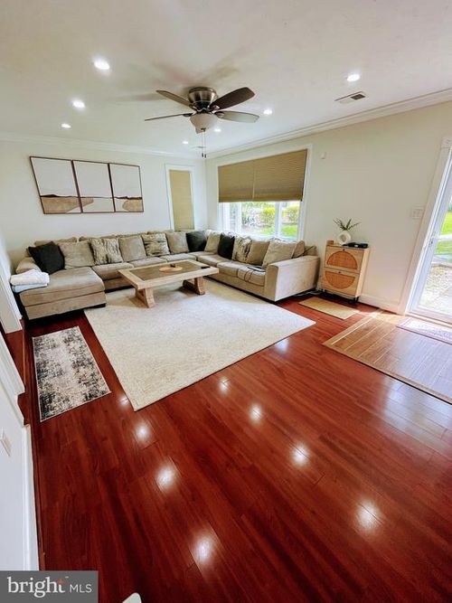 1134 Sheffield Ct, BENSALEM, PA, 19020-4833 | Card Image