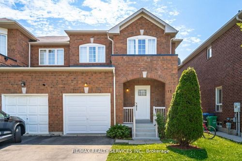 17 Dawes Rd, Brampton, ON, L6X0R8 | Card Image