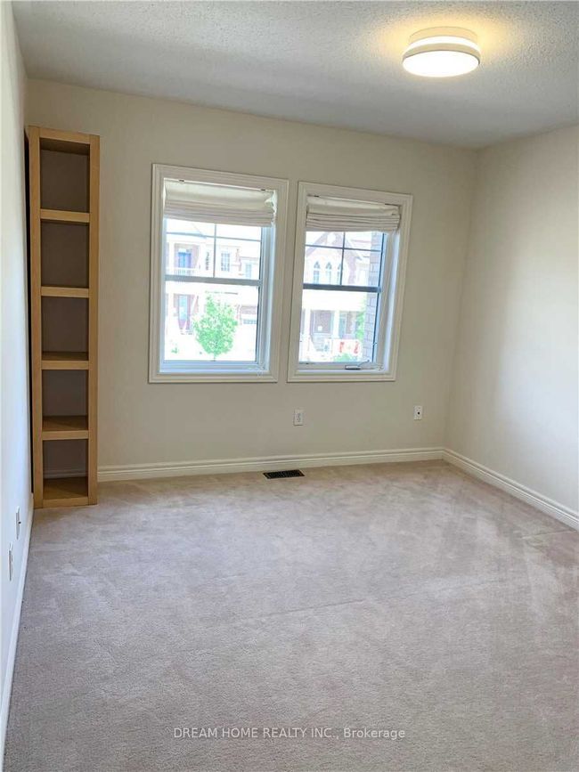38 William Berczy Blvd, House attached with 3 bedrooms, 3 bathrooms and 1 parking in Markham ON | Image 6