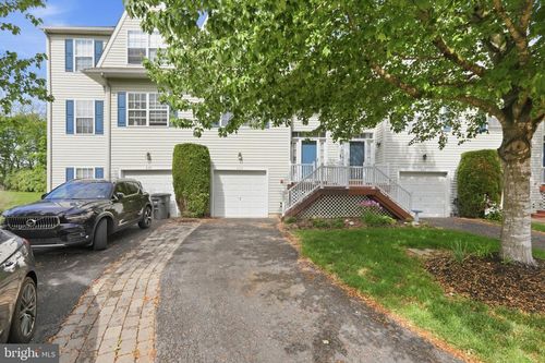 235 Buchanan Ct, DOWNINGTOWN, PA, 19335-2963 | Card Image