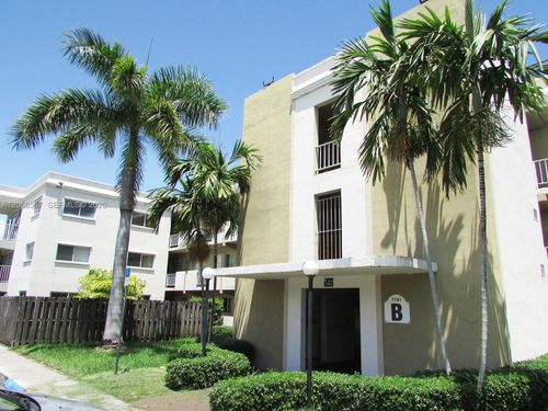 b322-7701 N Kendall Dr, Miami, FL, 33156-8108 | Card Image