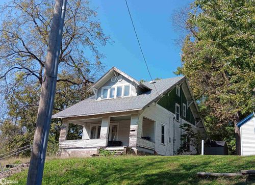 719 Albany St, Ottumwa, IA, 52501-1815 | Card Image