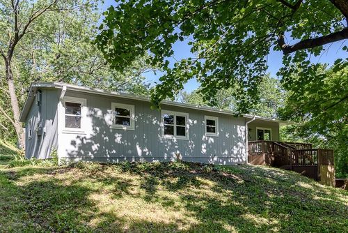 226 S 68th St, Kansas City, KS, 66111-2304 | Card Image