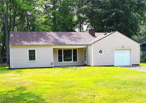17 Nepahwin Dr, Timberlake, OH, 44095-1941 | Card Image