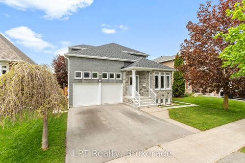 111 Bayview Ave, Keswick, ON, L4P3Z3 | Card Image