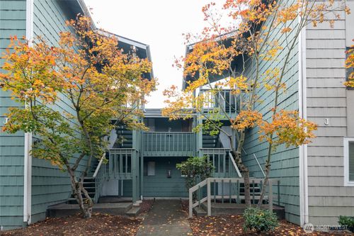 apt-j101-3430 I St Ne, Auburn, WA, 98002-1837 | Card Image
