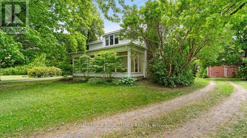 75 Pierce Rd, Bloomfield, ON, K0K1G0 | Card Image