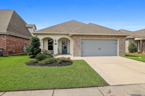 1022 Gentle Wind Dr, Baton Rouge, LA, 70820-2916 | Card Image