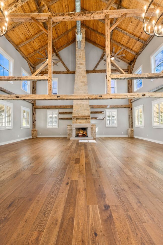 8300 Spicewood Springs Rd, House other with 4 bedrooms, 4 bathrooms and null parking in China Spring TX | Image 16