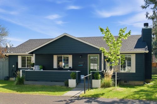108 N Dark Horse Ln, Sisters, OR, 97759-5006 | Card Image