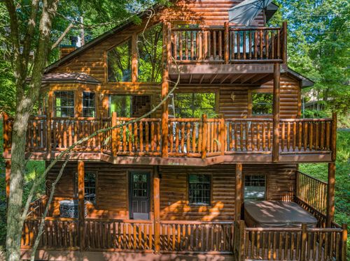 1444 S Baden Dr, Gatlinburg, TN, 37738-3809 | Card Image