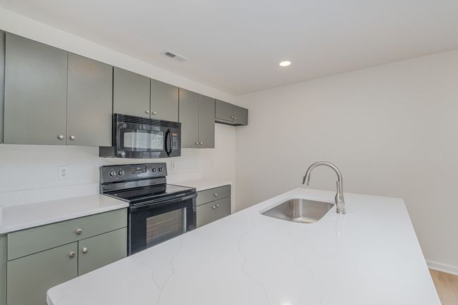 Kitchen | Image 6