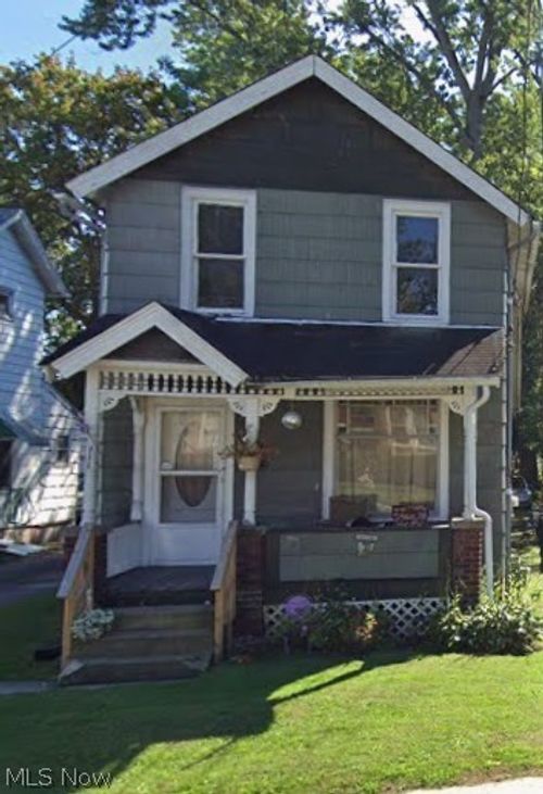 111 Maple Street, Niles, OH, 44446 | Card Image