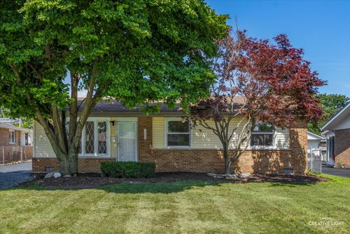 13116 Fairway Dr, Crestwood, IL, 60418-1324 | Card Image