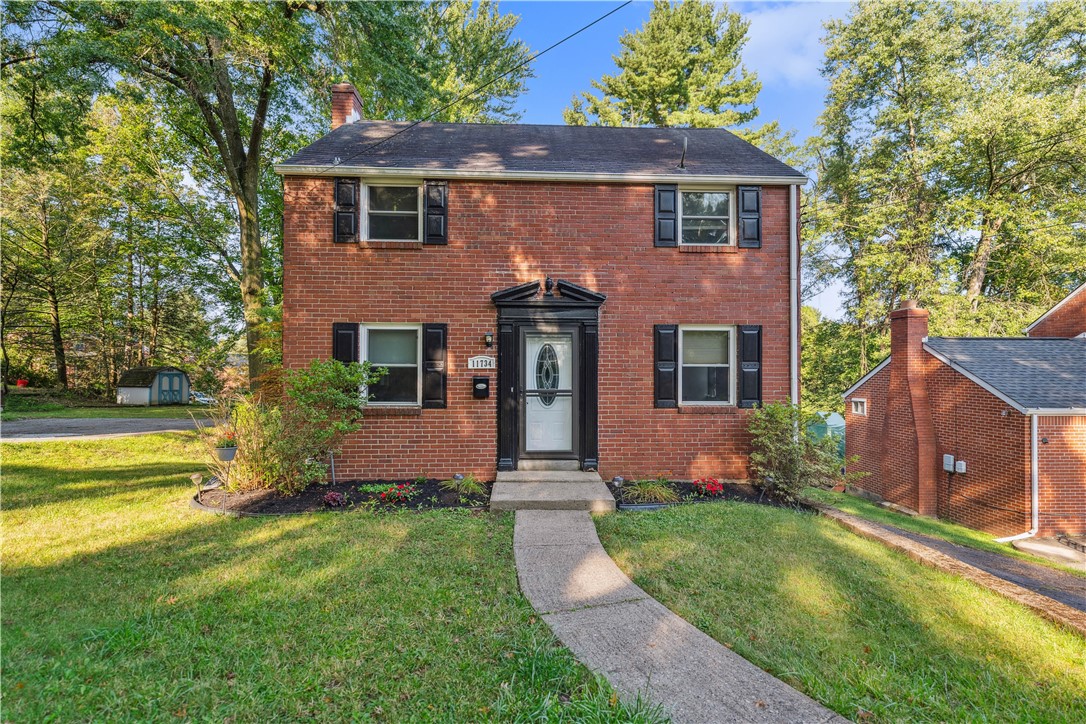 Joan Dr, Pittsburgh, PA 15235