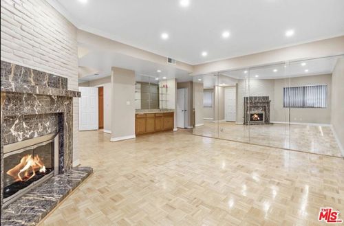 unit-6-5340 Wilkinson Ave, Valley Village, CA, 91607-2481 | Card Image