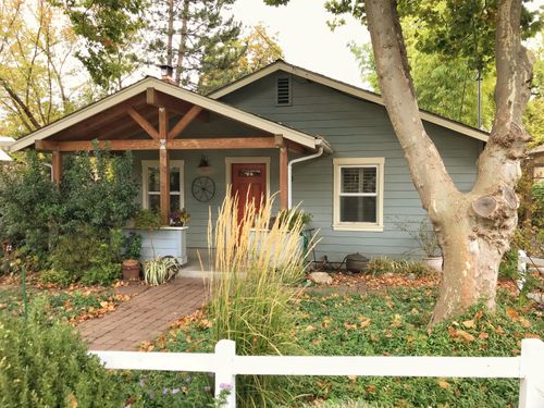 300 Harrison Street, Ashland, OR, 97520 | Card Image