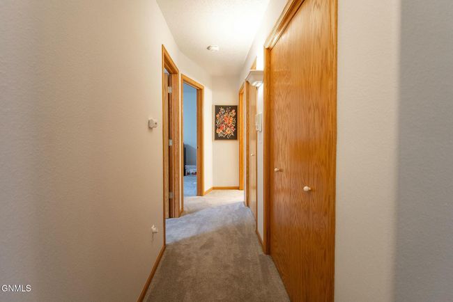 1720 N 26 Th St, Condo with 3 bedrooms, 2 bathrooms and null parking in Bismarck ND | Image 21