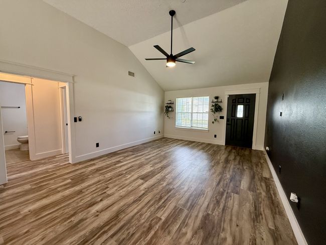 205 Bakerview St, House other with 3 bedrooms, 2 bathrooms and null parking in Murfreesboro TN | Image 7