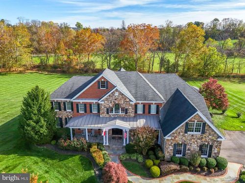 17972 Running Colt Pl, Leesburg, VA, 20175-7103 | Card Image