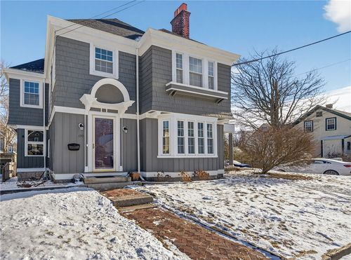 499 Hanover St, Fall River, MA, 02720-3721 | Card Image