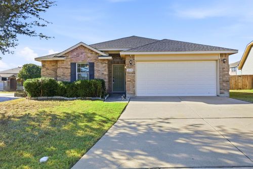 1613 Grassy View Dr, Fort Worth, TX, 76177-7553 | Card Image