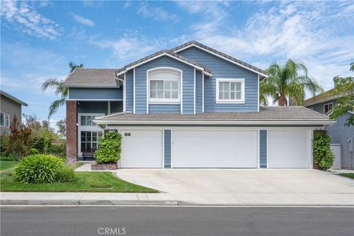 27569 Cunningham Dr, Valencia, CA, 91354-1916 | Card Image
