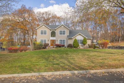 2 Lori Court, House other with 5 bedrooms, 3 bathrooms and null parking in Ramapo NY | Image 3