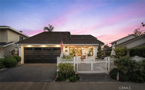 6 Blue Rdg, Irvine, CA, 92620-2608 | Card Image