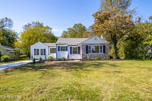 207 Catlett Rd, Knoxville, TN, 37920-5831 | Card Image
