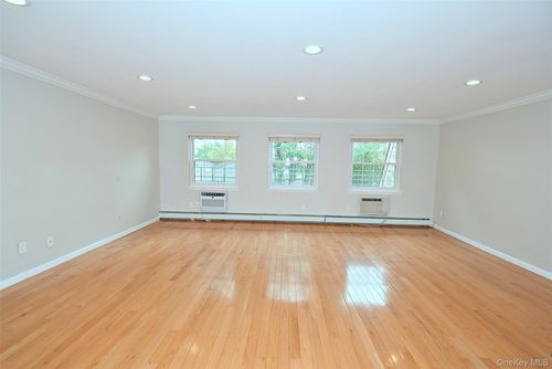 97-207 Jordan Dr, Bayside, NY, 11360-1567 | Card Image