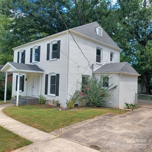 5717 Ruth Dr, Charlotte, NC, 28215-2231 | Card Image