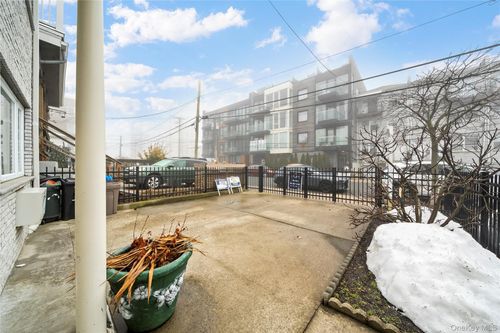 168 Beach 96th St, Rockaway Beach, NY, 11693-1305 | Card Image