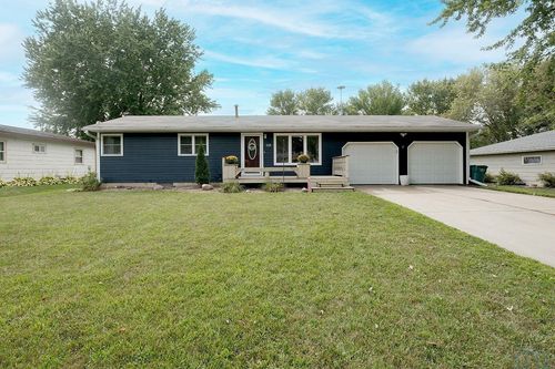 110 Louisiana Ave Sw, Orange City, IA, 51041 | Card Image