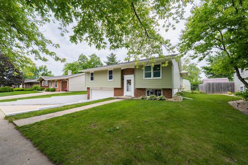 817 N Mohave Dr, Pontiac, IL, 61764-1521 | Card Image