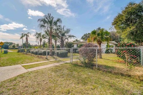 228 Topaz Ave, Pensacola, FL, 32505-3732 | Card Image