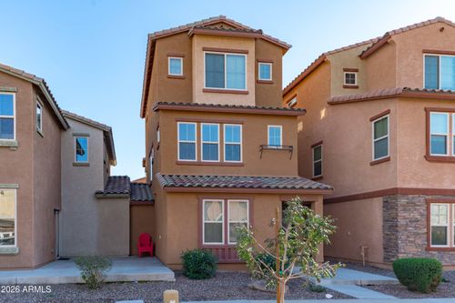 7751 W Pipestone Pl, Phoenix, AZ, 85035-5096 | Card Image