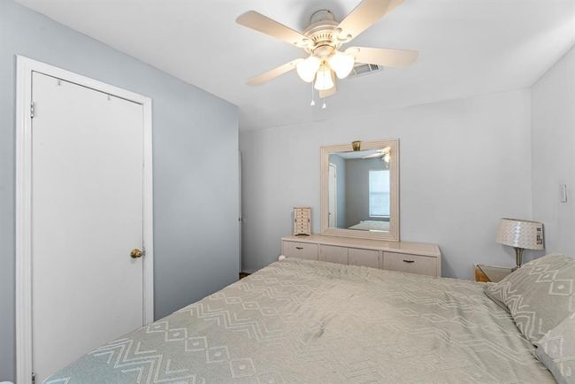 518 Marine Way, House other with 2 bedrooms, 2 bathrooms and 1 parking in Freeport TX | Image 24