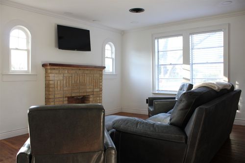 417 N Pecan St, Arlington, TX, 76011-7152 | Card Image