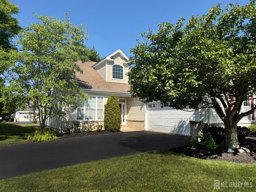 417 Melrose Way, Monroe, NJ, 08831-3784 | Card Image