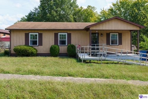 104 Wintergreen Drive, Radcliff, KY, 40160 | Card Image